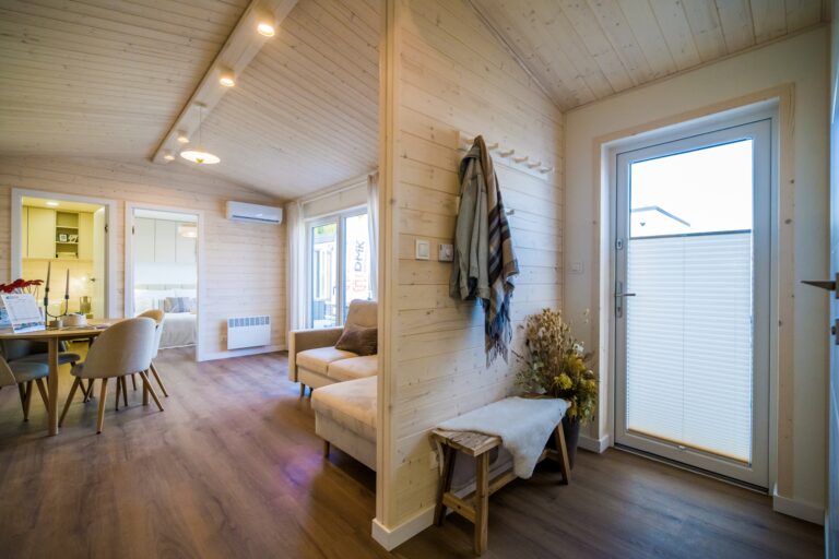 DSC4926-1-768×512-3